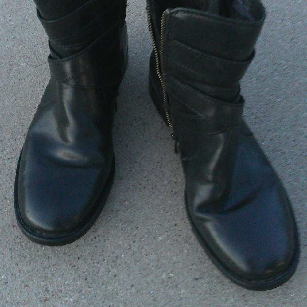 Women's Born McMillian Black Ankle Boots Size 9 - Picture 9 of 9